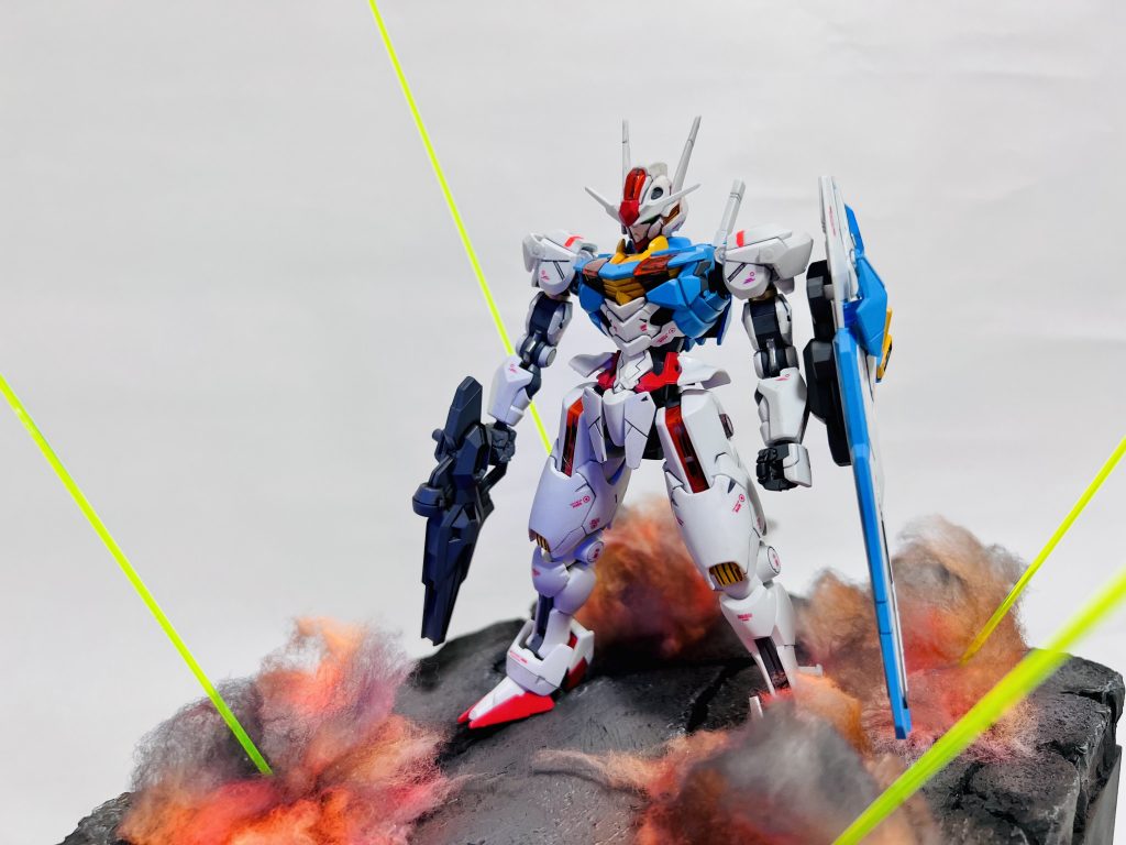 HG 1/144 機動戦士ガンダム 水星の魔女 ガンダムエアリアル 塗装済み完成品 オリジナルベース付き–2枚目/制作者：H4co Y