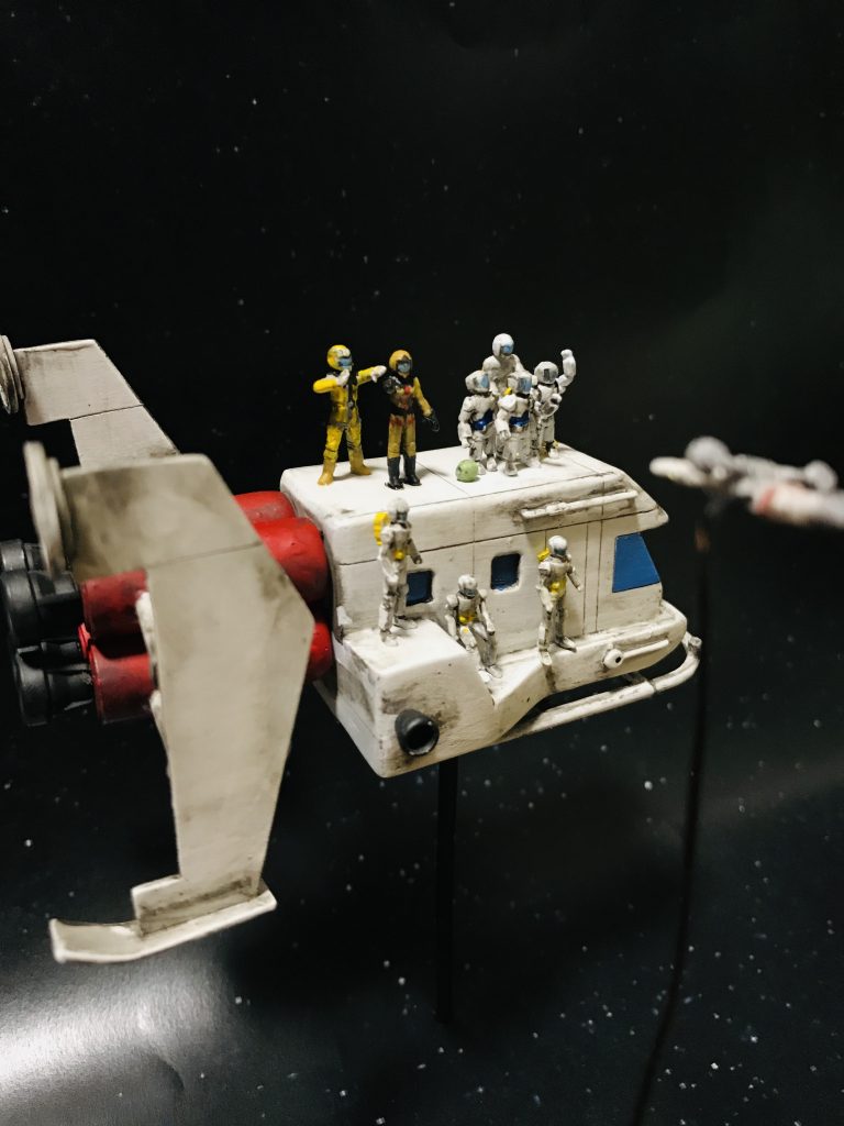 脱出–2枚目/制作者：マリポン