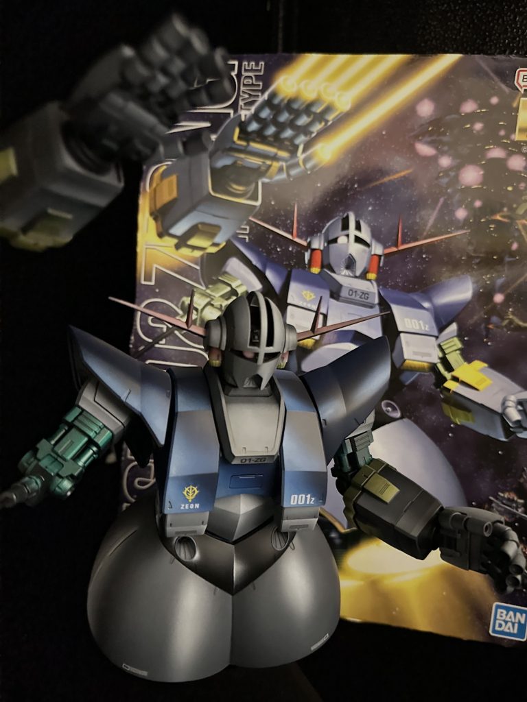 箱絵を意識してハイライトと影を入れています。