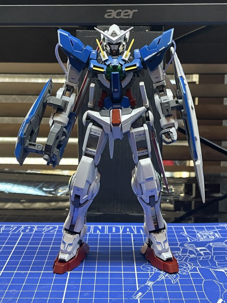 MG ガンダムエクシア–2枚目/制作者：シマン