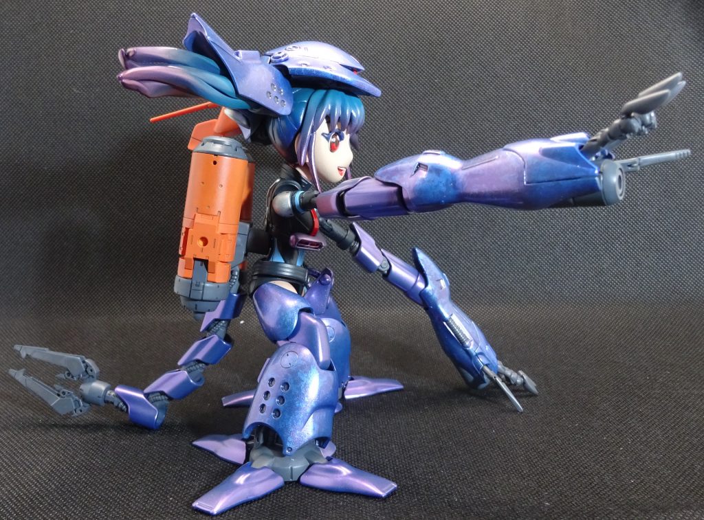 横 こんな感じですね 加工の甲斐あってハイゴッグの重い腕をアリスの細腕で何とか支え切れていますW