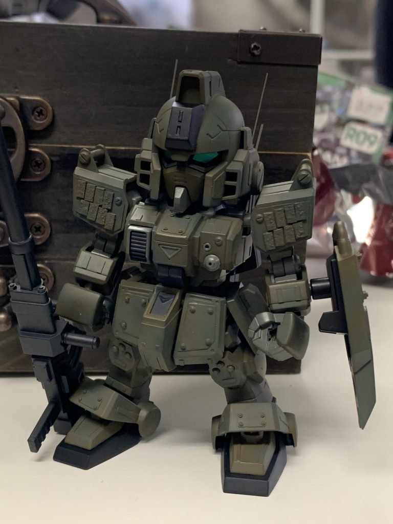 明暗差があまり無い迷彩にしました