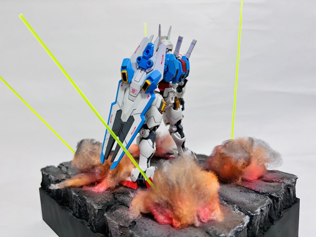 HG 1/144 機動戦士ガンダム 水星の魔女 ガンダムエアリアル 塗装済み完成品 オリジナルベース付き–4枚目/制作者：H4co Y