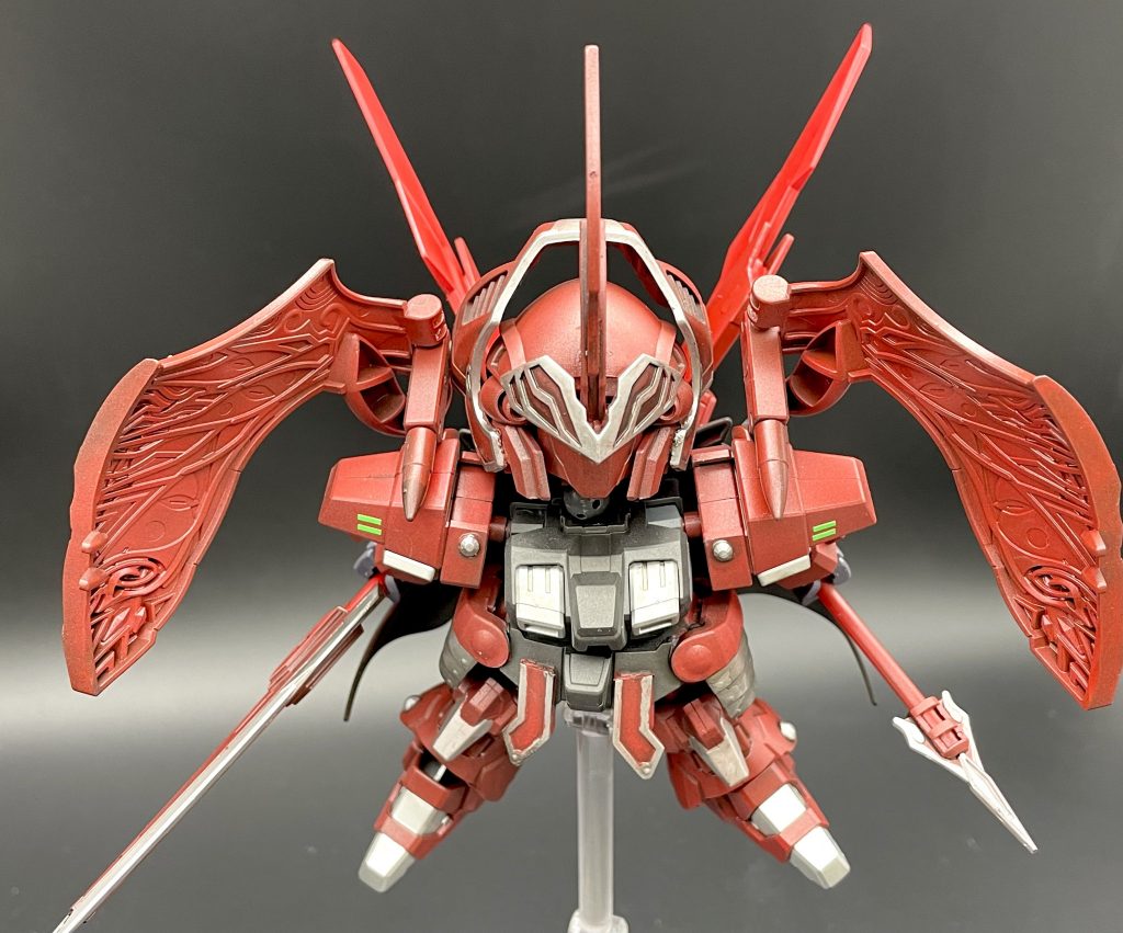 背中にウイングサーベルを装備!