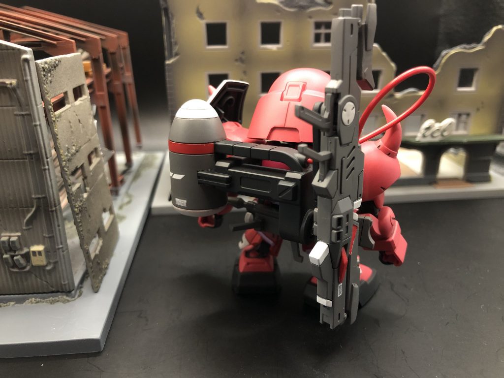 ランチャーの肉抜きもパテ埋め。