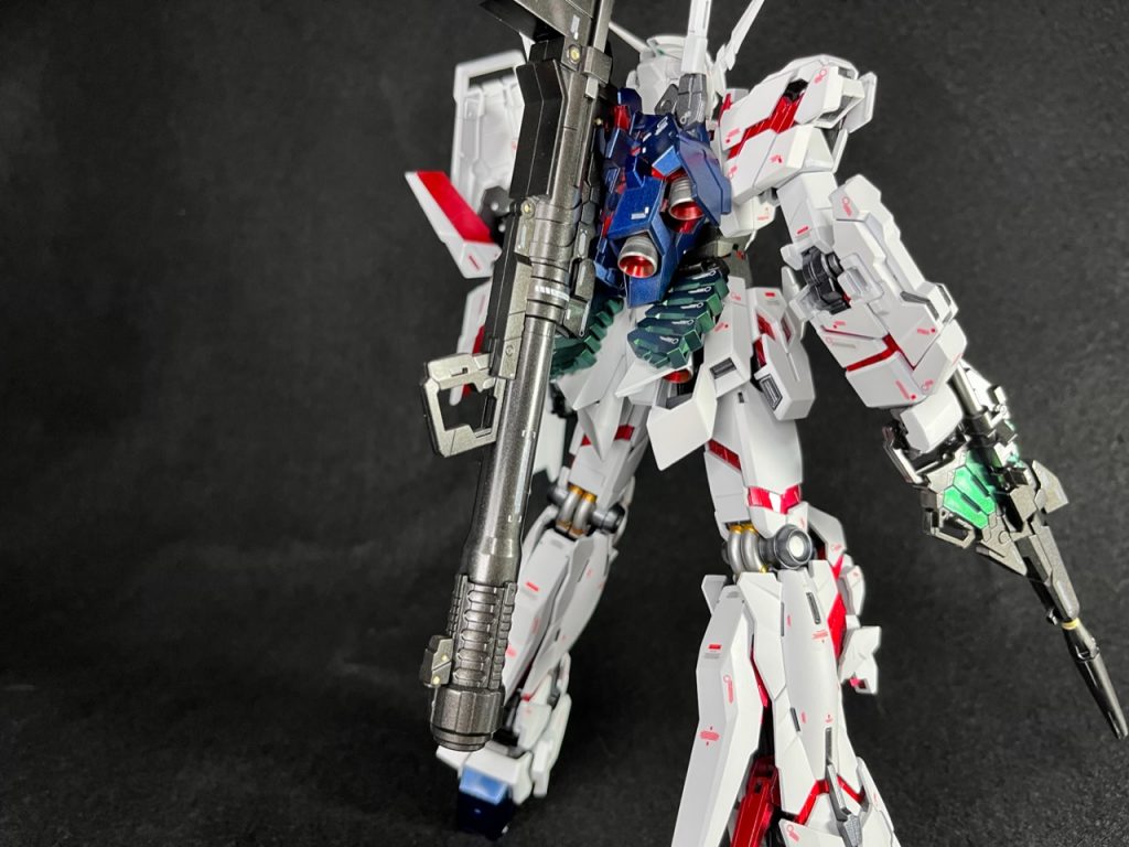 ビームマグナムの弾倉はトルマリングリーンで