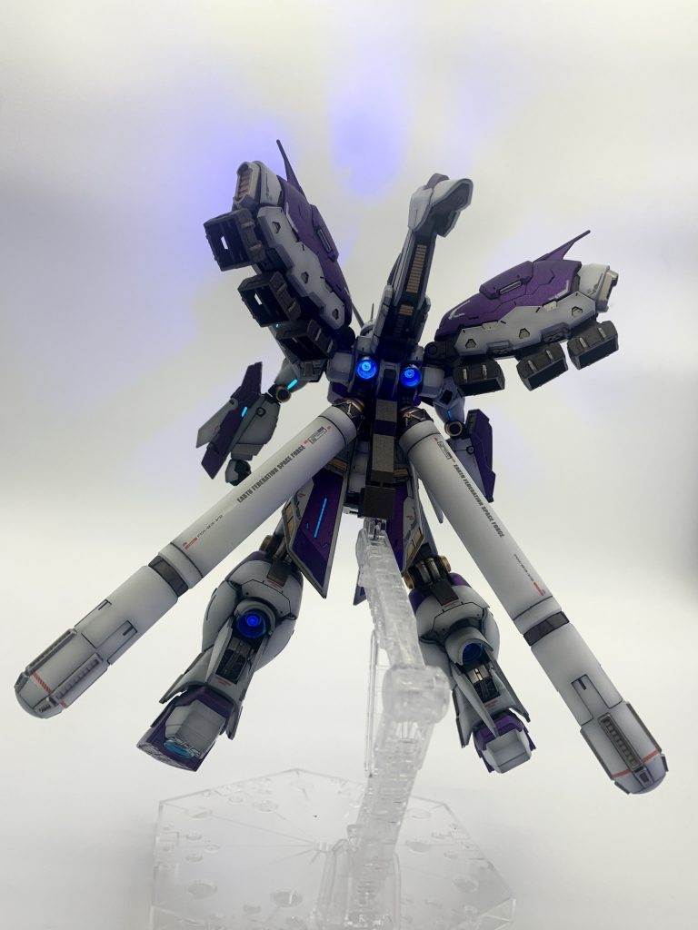 RG hi-νガンダム–3枚目/制作者：おたま