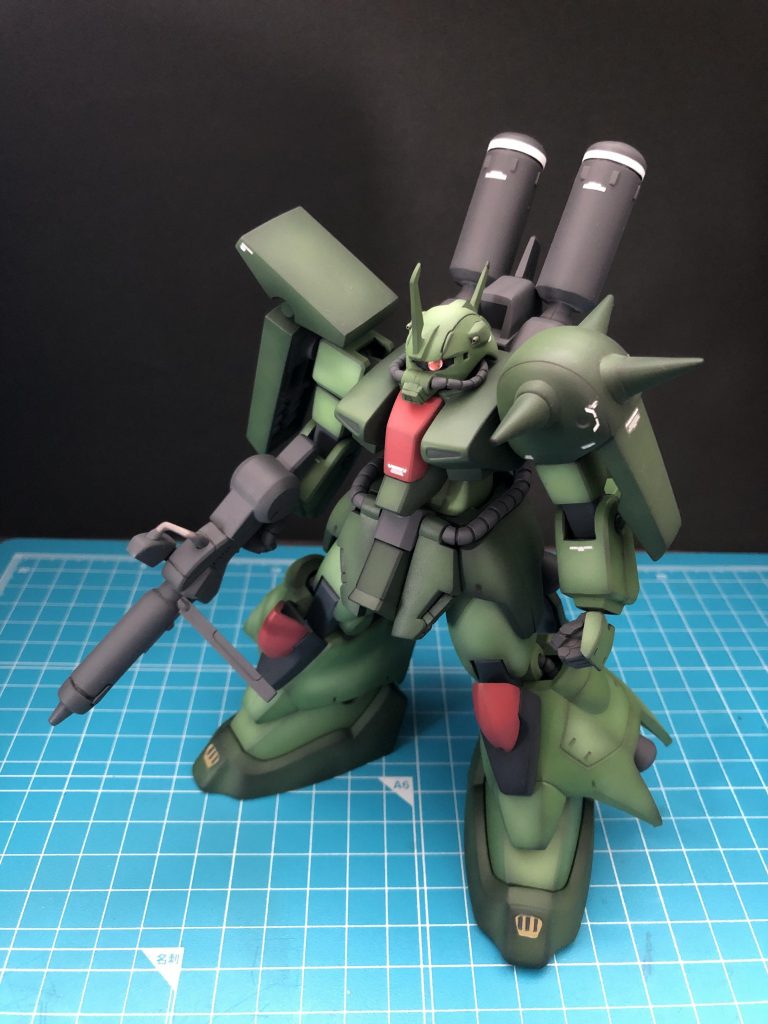 HGUC ザクIII改–3枚目/制作者：デコポン