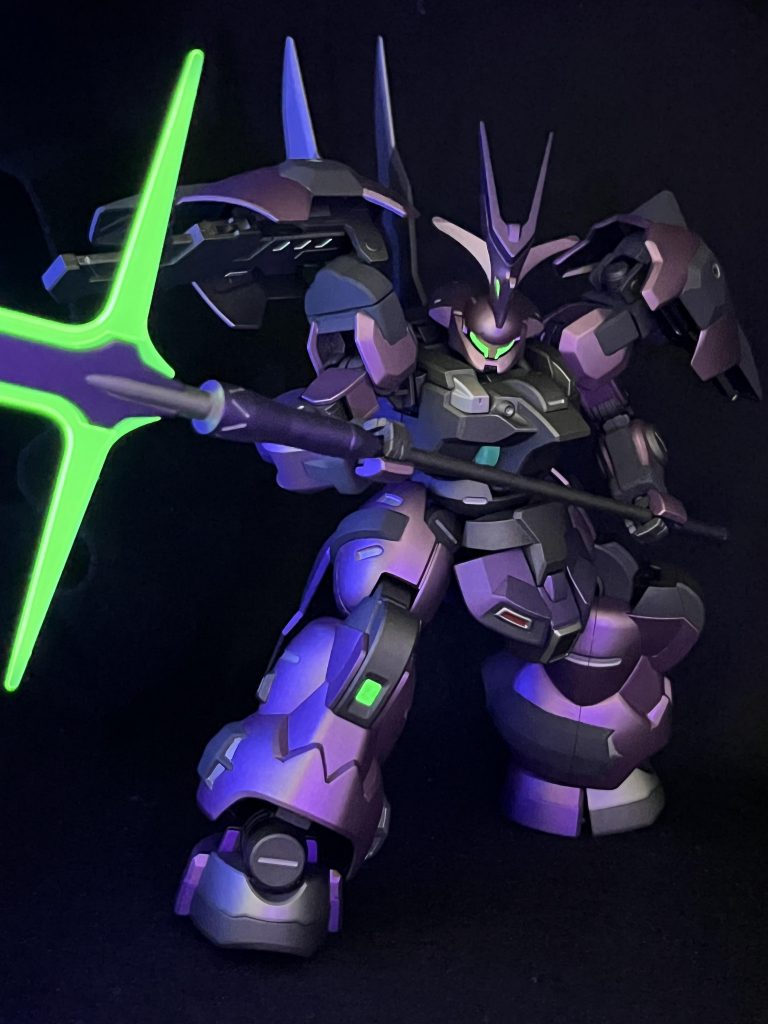 ポーズ⑤-2いつも通り、各所を光らせております。