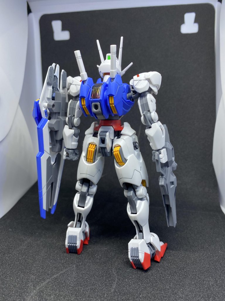 背面。腰後ろカカトの塗り分けが面倒でした。