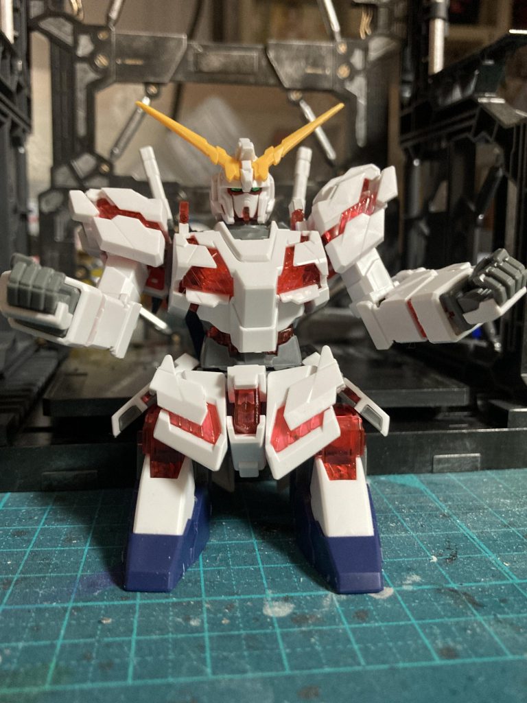 素組み途中での恒例「どすこいスタイル」🤣