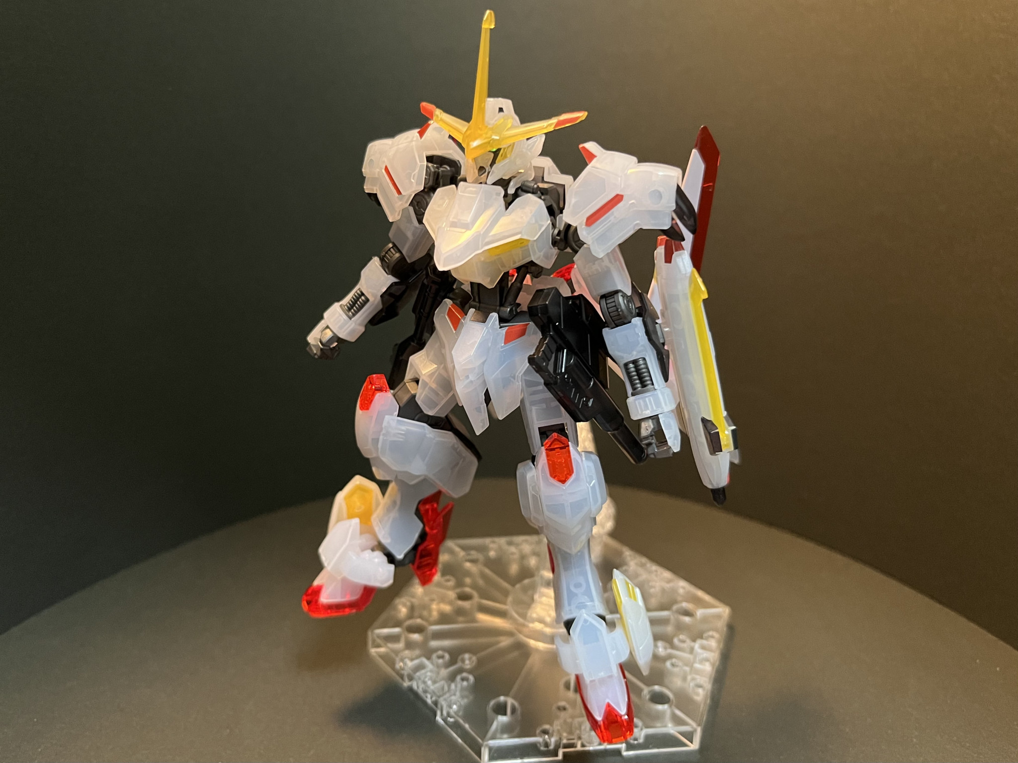 ガンダムバルバトスルプスレクス ガンダム端白星 クリアカラー Allows モブビルダー さんのガンプラ作品 Gunsta ガンスタ