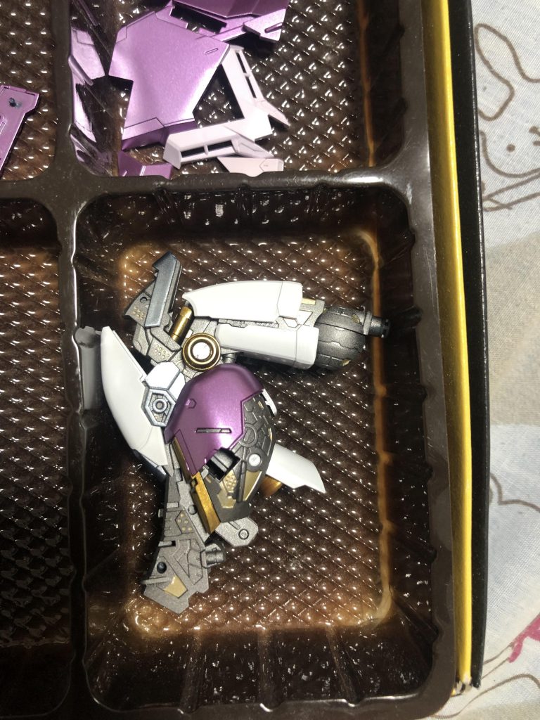 内部フレームもちまちま筆塗りフレーム組んでいくと見えなくなるのが悲しいですがw