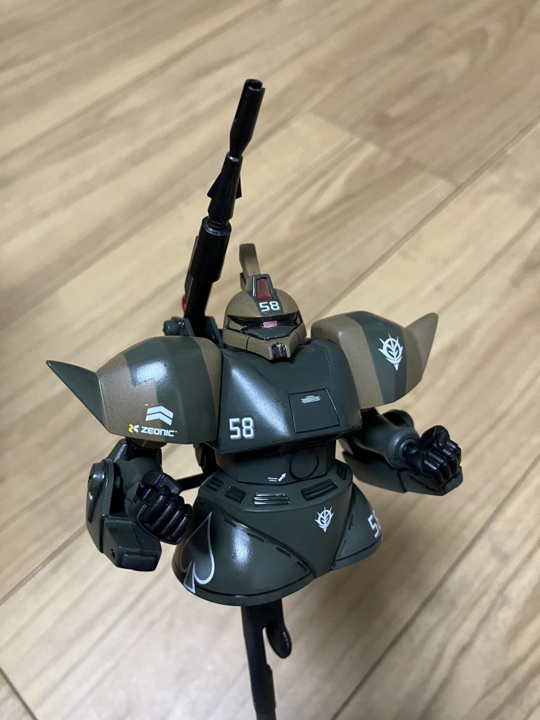 初めてのマスキングでの塗り分け塗装。思ったより上手くいきました🤤市販のデカールを、適当に貼ってます。