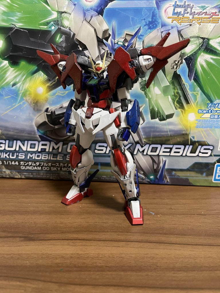 デスティニーカラーをイメージしました。ほぼ初の全塗装で失敗しまくりです