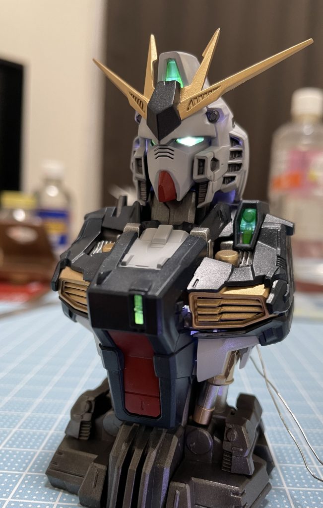 スケールはおそらく1/80ぐらいかな、、？MGより一回り大きく、満足感のあるキットですね。次弾はエクシアがリリースされるとか。