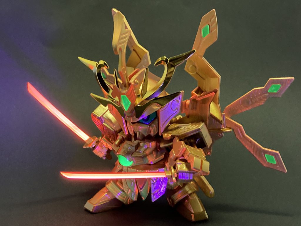 一部蛍光塗料塗装をしているのでブラックライトで発光します✨