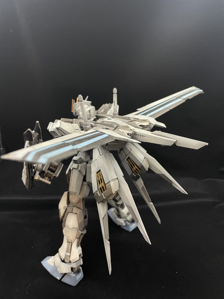 ストライクといえばのエールストライカーパック。マーヴェリック仕様の塗装にしました😏