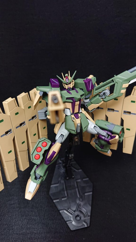 今回のお気に入りポイントは“バスターの肩”です結構無理やり組んだのですが、完成してみたら保持力もちゃんとあってグラつきません他の武装も色合いも上手くまとまっていて総合的にヨシですでは、最後までご覧いただきありがとうございました