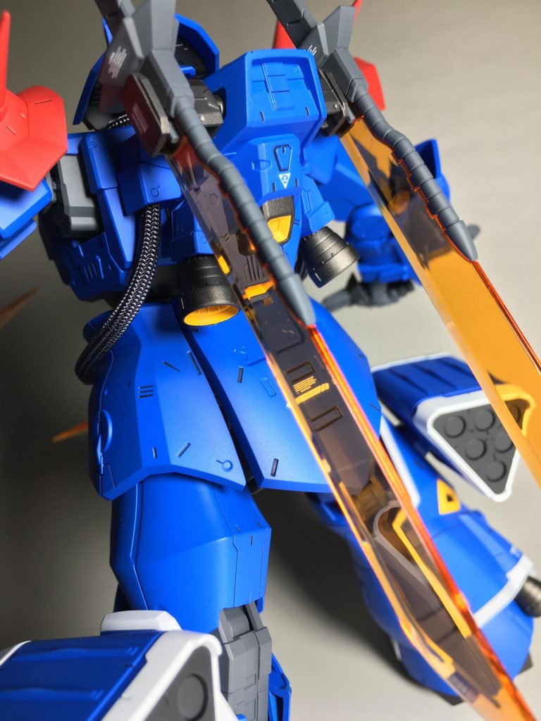 動力パイプはメッシュパイプに変更。いつも通りスミ入れは控えめです。