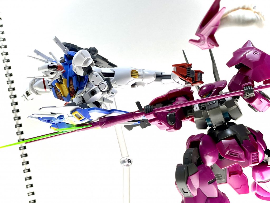 ビームを反発するからシールド越しに乗れそう！パルチザンに飛び乗ってからの蹴りでツノを折る！