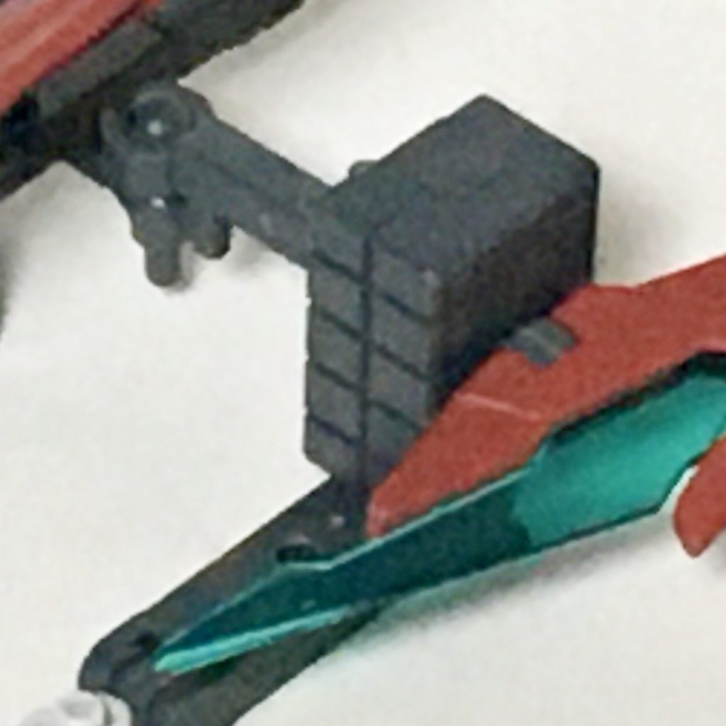 10連ミサイルランチャー。両翼に1基ずつ、合計2基搭載されている。