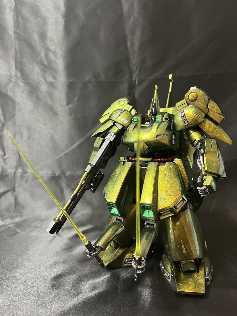 かなり大型キットで手がかかりましたが、満足の仕上がりです。1液ウレタンクリアでトップコートをしました😄