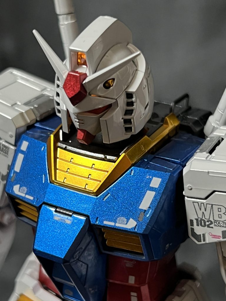 クレオスさんのプライマリーメタリックシリーズを使用しています。