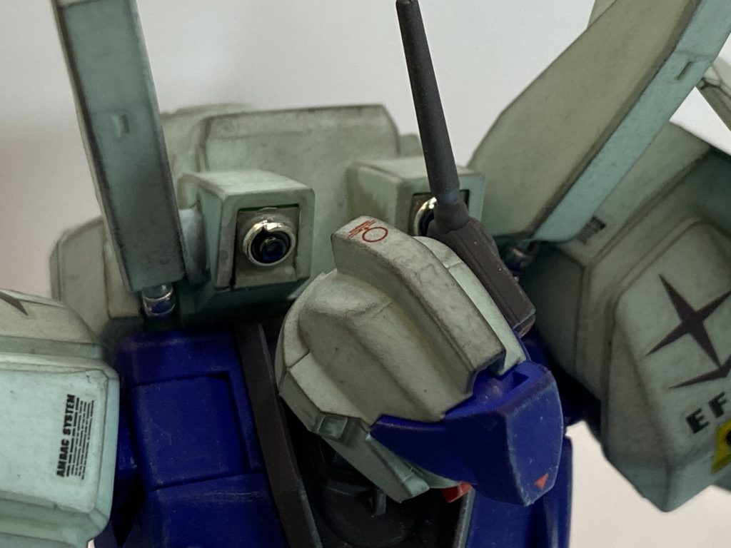 ランドセルの前方ノズルには金属パーツでディテールアップ