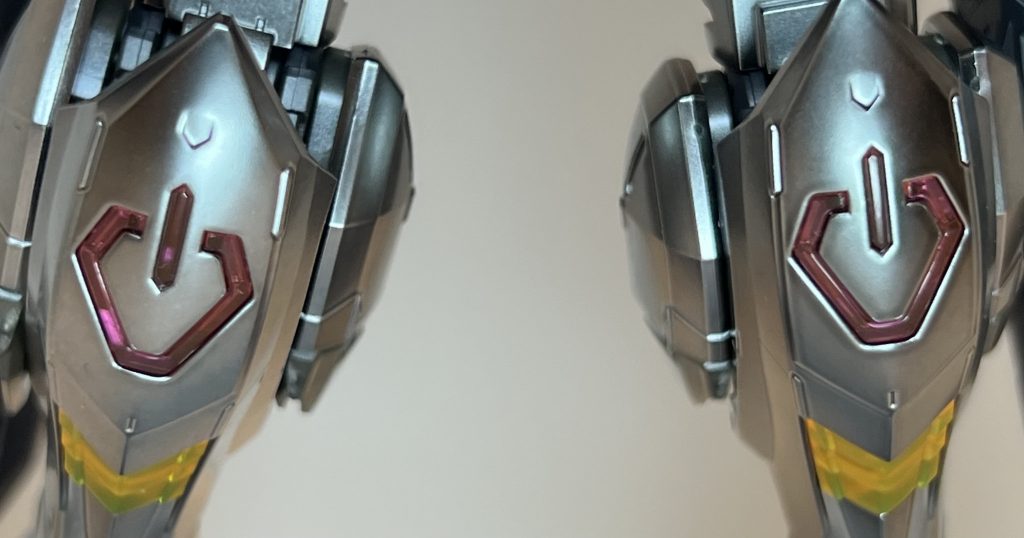 頭、腰、脚のクリアパーツは一番くじB賞のMGバルバトス（ソリッドクリア）から拝借しました。