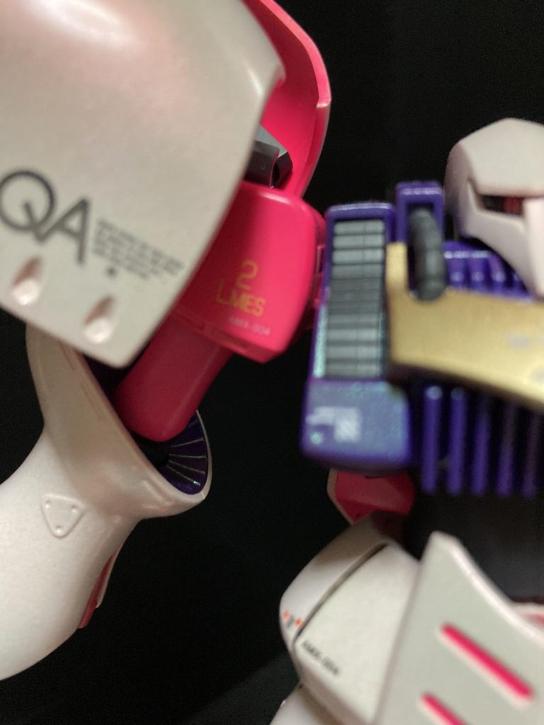 見にくいですが💦かたの内側にエルメス2✨こちらも光ます