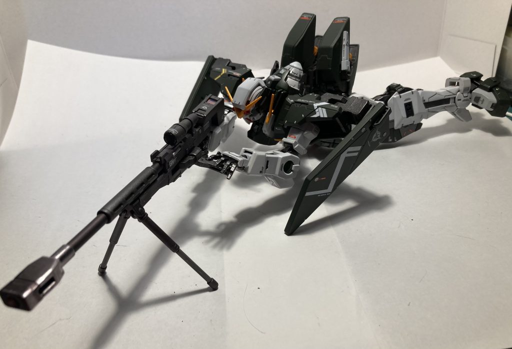 伏せ撃ちも可能なのですが、ポージング技術が足りなくてなんかパッとしないw