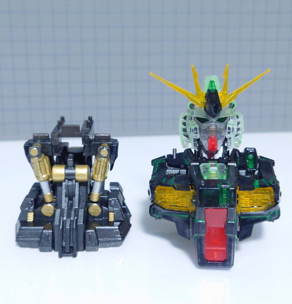 ルミナスユニットは外装を付けたまま取り外せます。