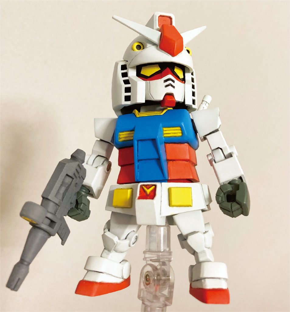 ガンプラくんの製作途中に普通のガンダム顔も欲しくなったので、武器を拝借したBB戦士の顔で製作。元の顔はゴリラっぽかったので、優しめのゆるい感じに改造してます。https://youtu.be/FgGG6rIdzu4https://youtu.be/Sz9JqgsbGjI