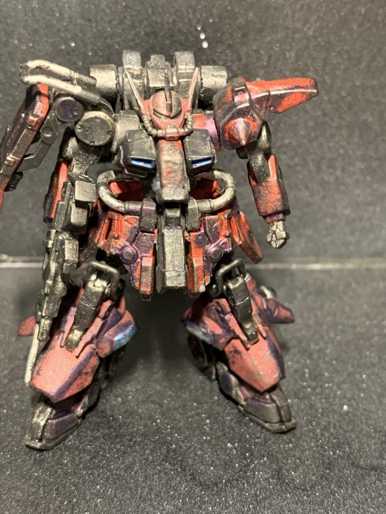 塗装はアクリジョンや4アーティストマーカーを使い、ウェザリングマスターやリアルタッチマーカーなどでウェザリングしました。