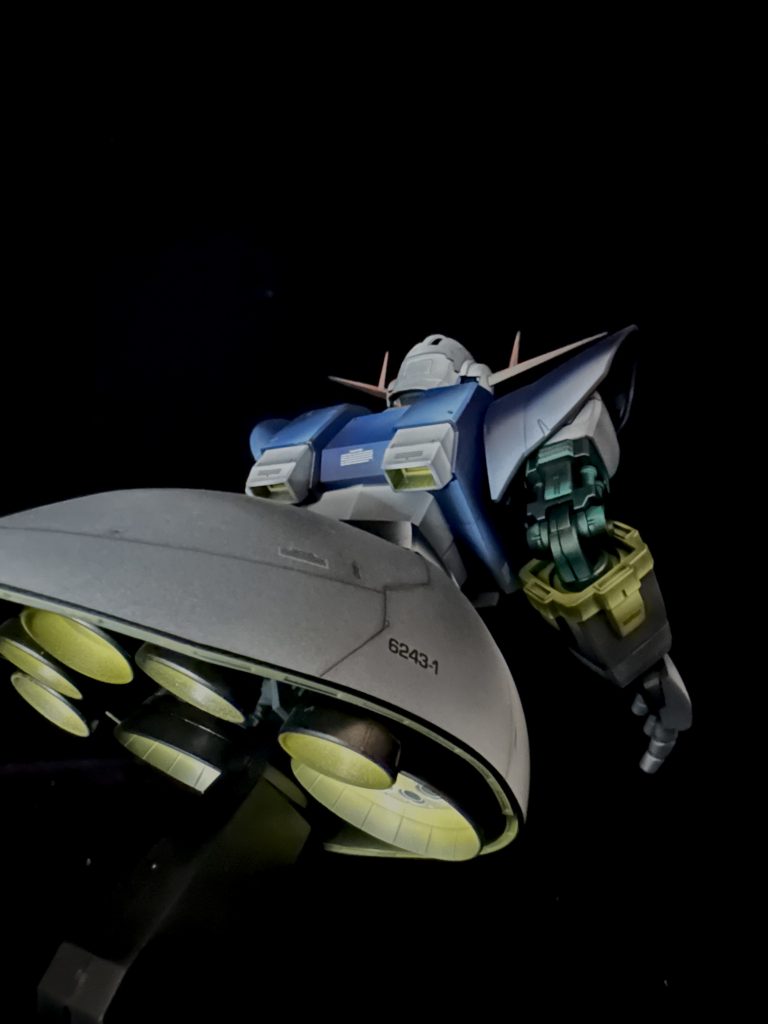 スカートの中も一応塗っていますが、普通にしているとほぼ見えません。RGとは違いますね。