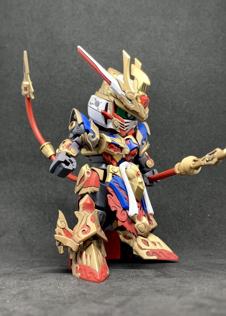 塗装は面積の広い順から塗装→マスキング→塗装→リタッチしましたクリアー後、墨入れ→艶消しクリアー吹いています