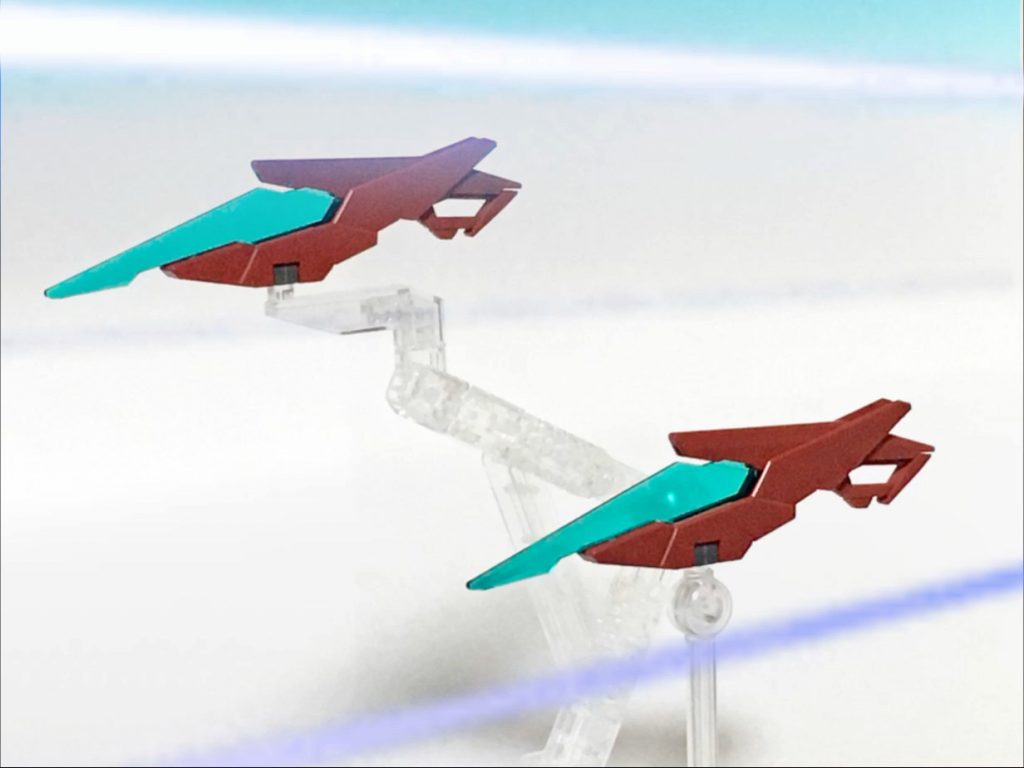 Fファンネル。正式名称はフェザーファンネル。遠隔操作兵器の一種で、Xラウンダーの専用装備。しかし、ハロを経由することで操作を自動化できる。