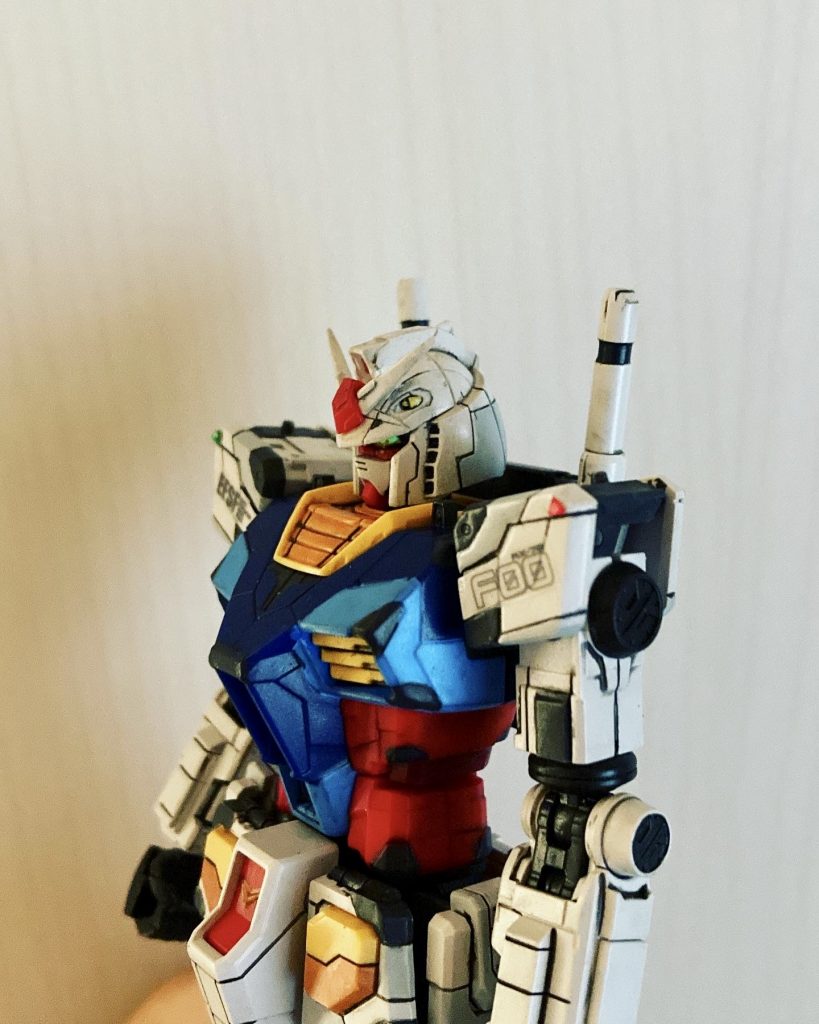 よりで見るとちょっとアレですね💦モールドを引き直すべきでした。でも、実際はこんなにアップで見ないのでセーフです。