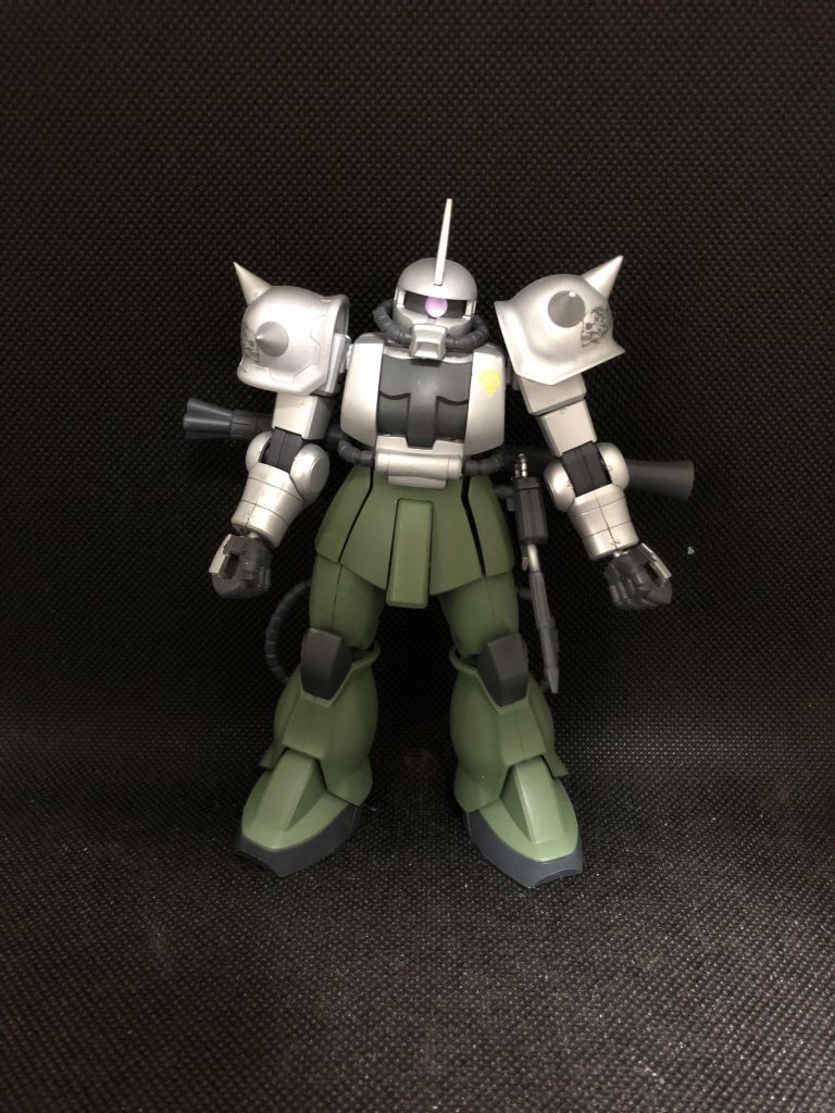 ザクII 銀狐(シルバーフォックス機)–2枚目/制作者：ジジさん