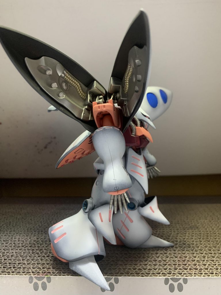 サイドバインダーは内部フレーム、スターブライトジュラルミン、パイプは金エナメル