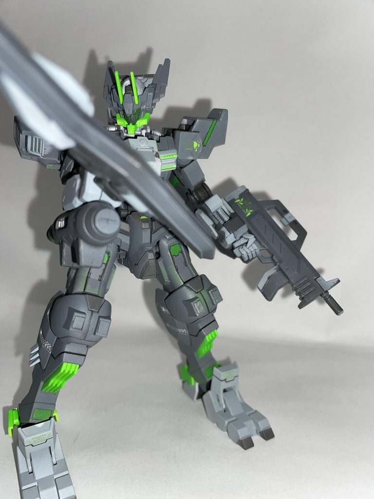 肩のマスキングテープ上手くいったのは良かったです