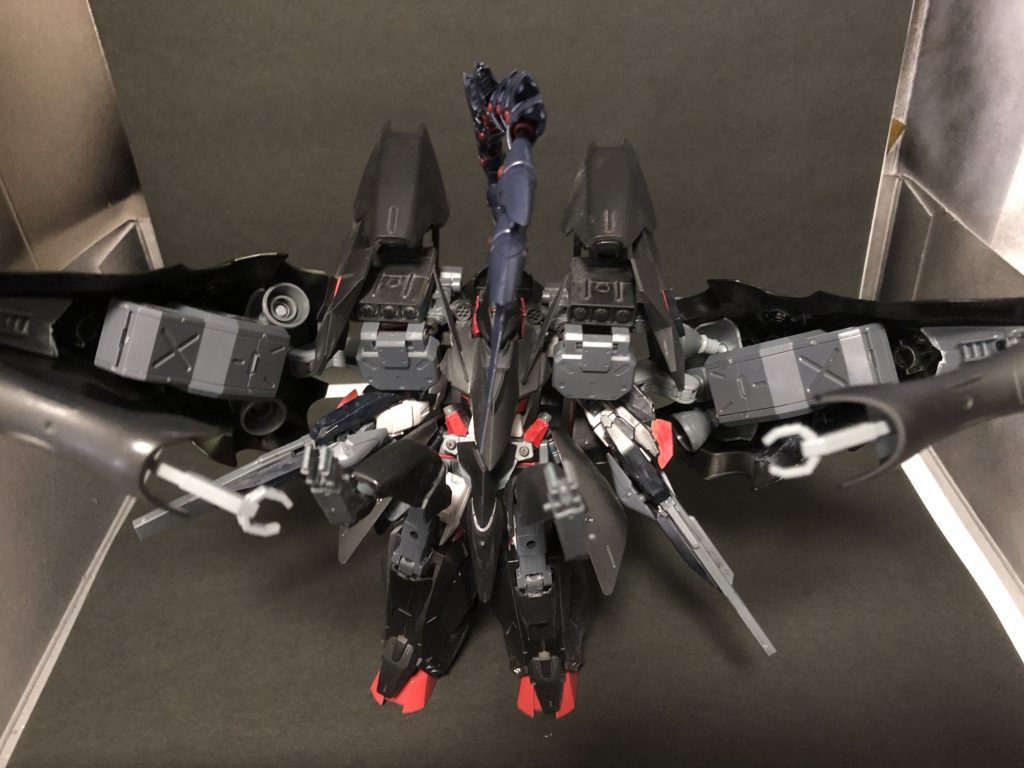 ヒートロッドをぐるっと回すことで、サブアームで敵を捕縛した後にヒートロッドでとどめを刺す、という戦い方もできます。