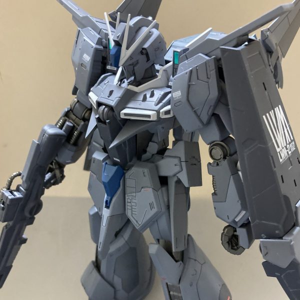 ガンダムリントヴルム　デルタプラスカラー