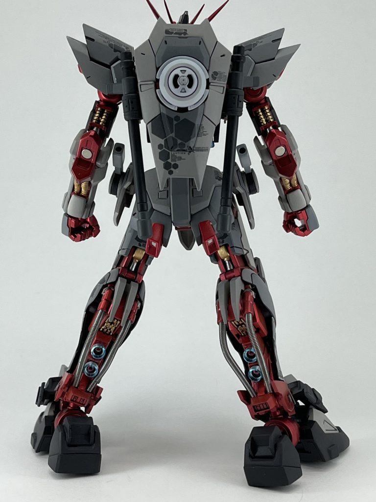 赤くなる理由はコレ背中のBpにGNドライヴを仕込みました接近戦特化型のトランザム仕様という妄想で制作しました😉