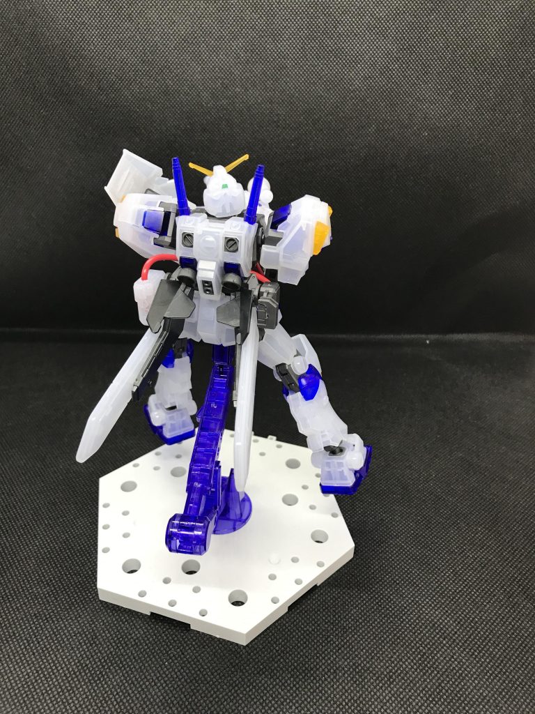 ガンダム4号機クリアカラー–4枚目/制作者：lunablood