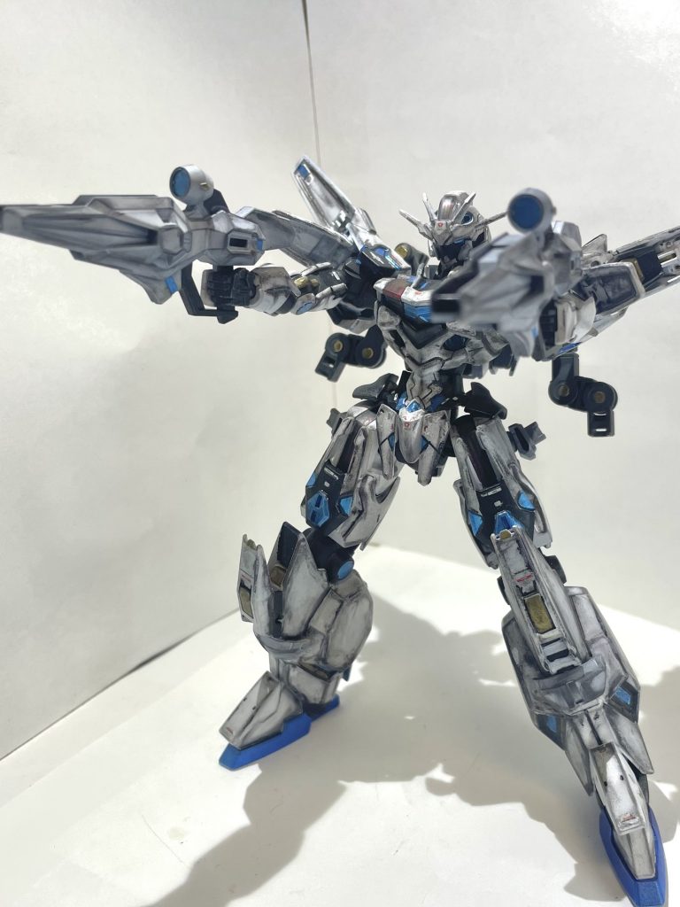 専用兵装   ビームライフル type-cエアリアルと同等火力のライフル。本機は2丁装備。