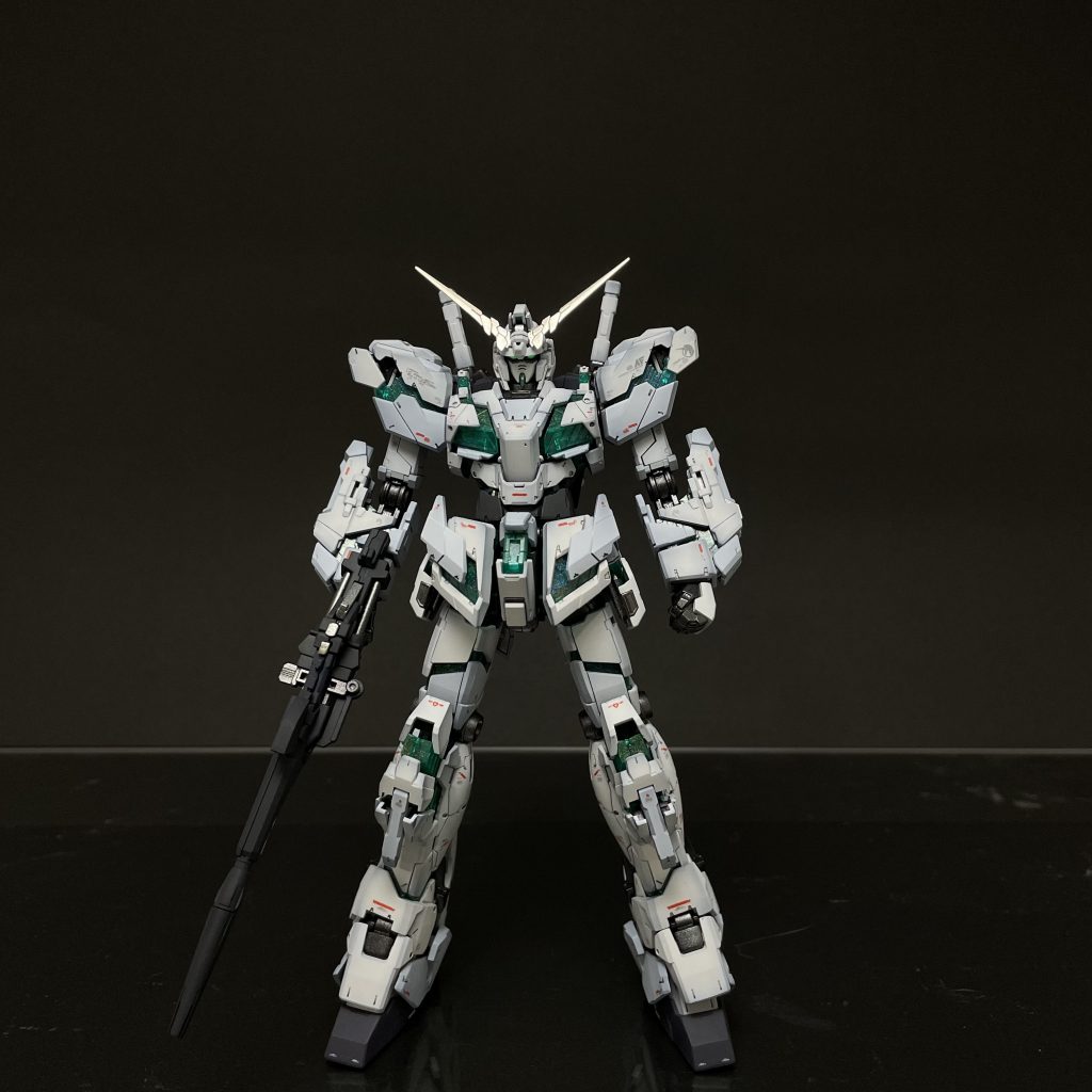 rgユニコーンガンダムグラデーション塗装–2枚目/制作者：熊ナヴェ