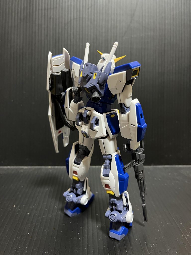 F90ガンダム–4枚目/制作者：アッキー