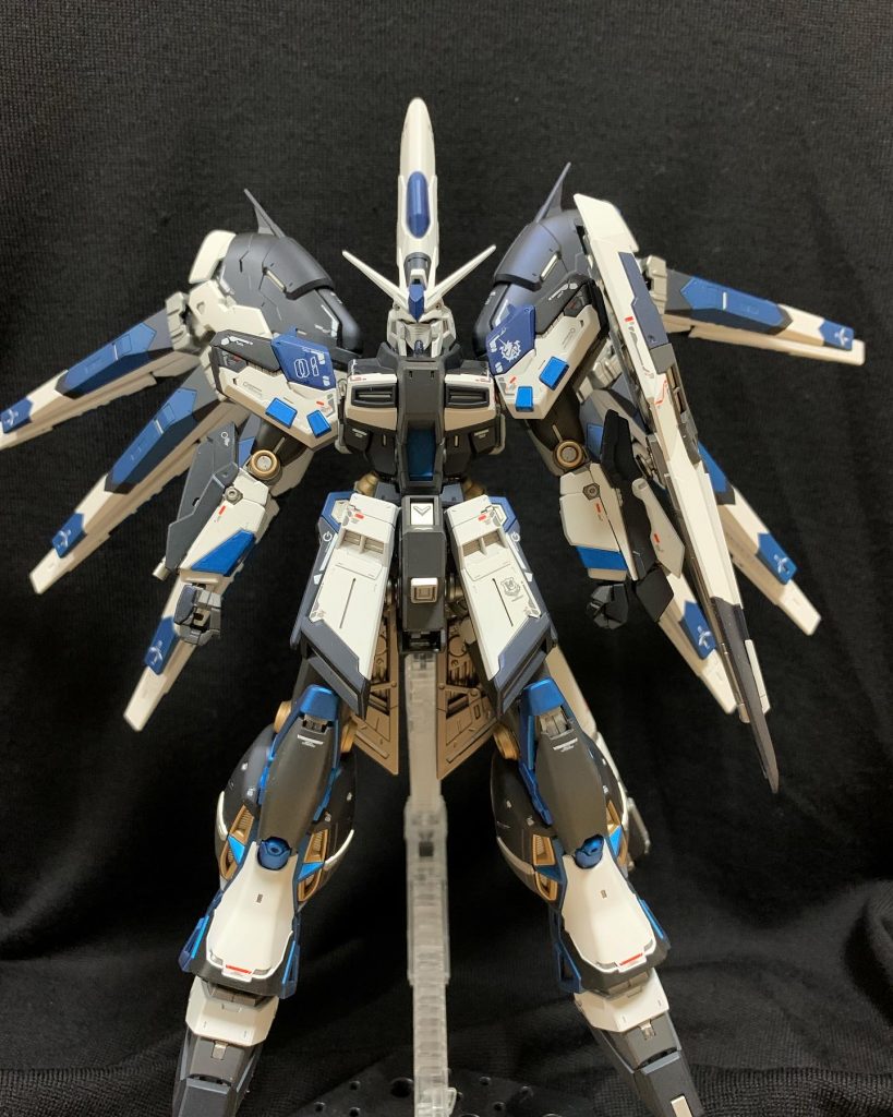 Blue Black Hi-νガンダム–4枚目/制作者：Lieeze